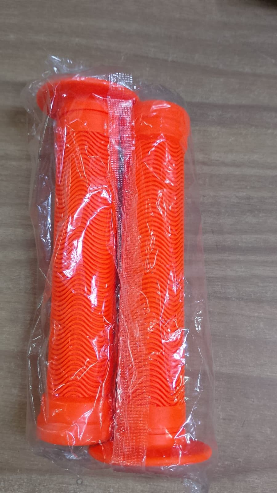 MANOPLA LARANJA NEON