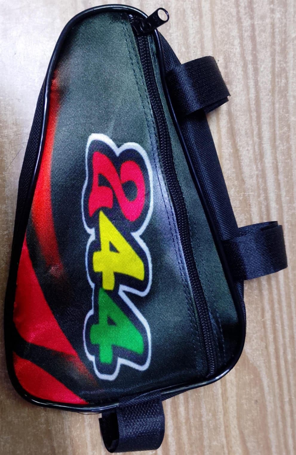 BOLSA TRIANGULO  244 REGGAE