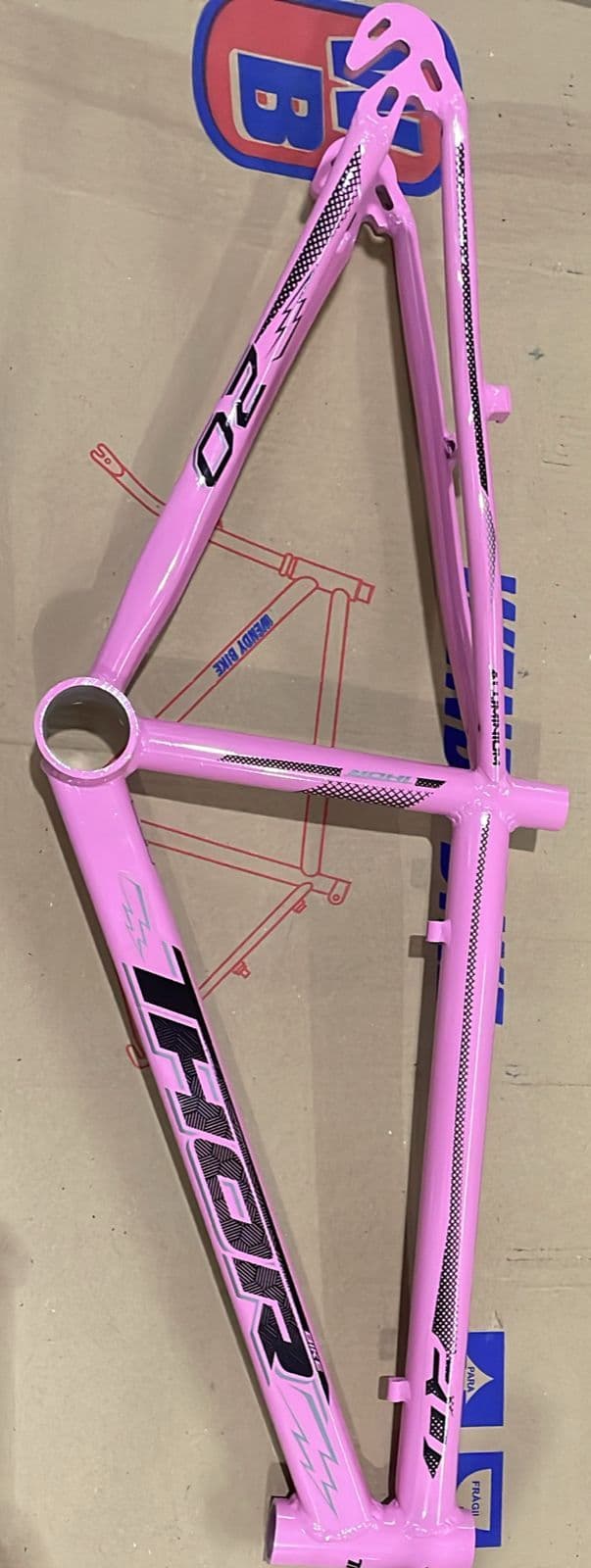 QUADRO 20 RBX THOR ROSA