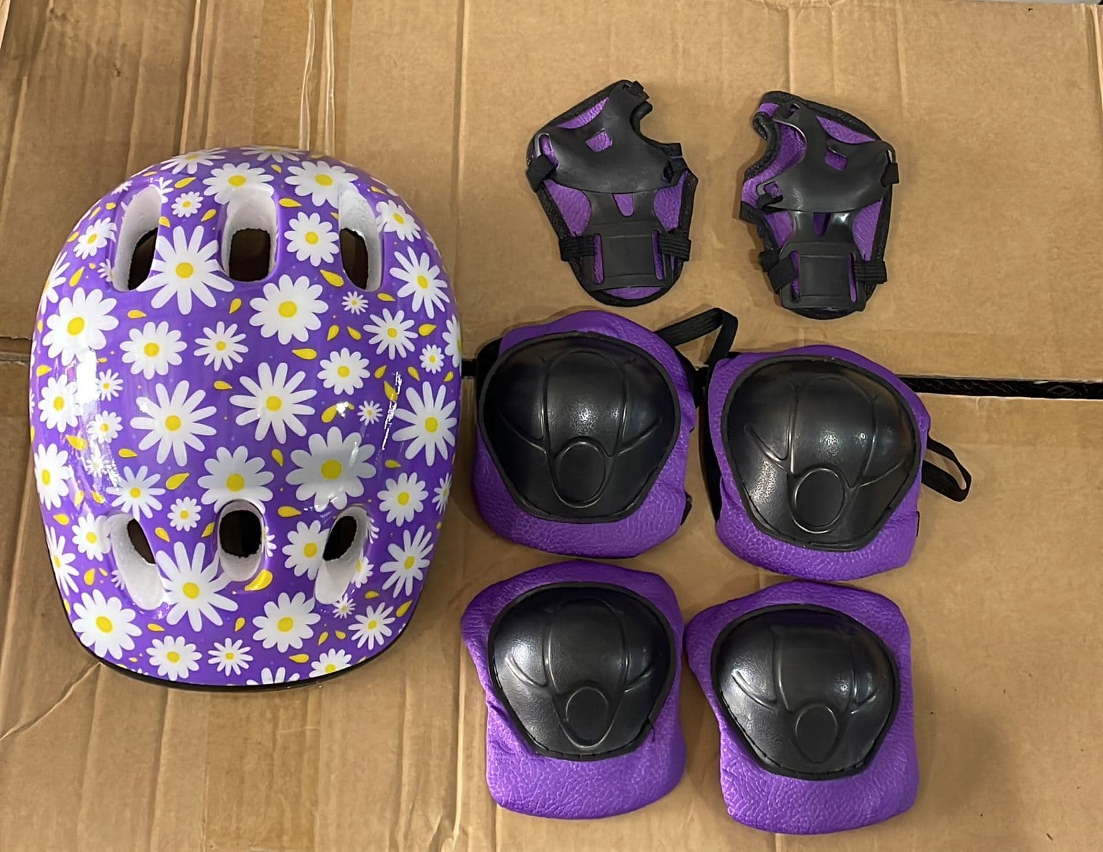 CAPACETE INFANTIL C/ACESS (MARGARIDA)