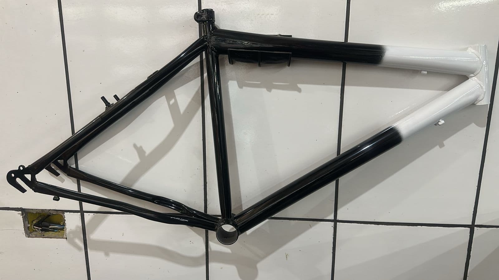 QUADRO 26 MTB PTO/BCO