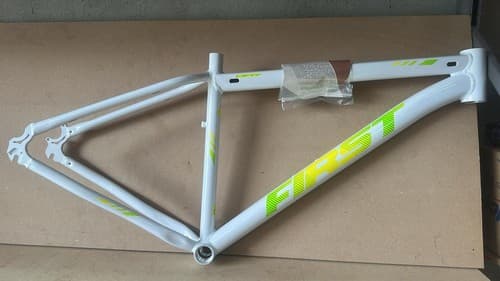 QUADRO 29 T17 FIR/LIF BCO/ADS AMA/VERD