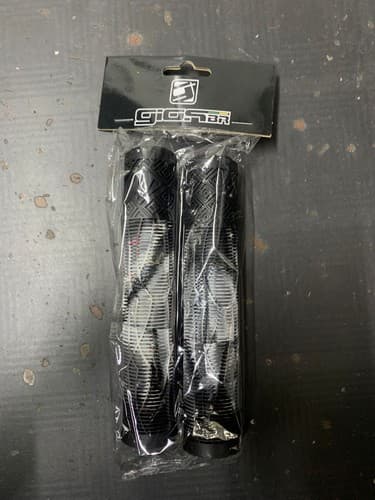 MANOPLA GIOS BMX 058H BRANCA/PRETA